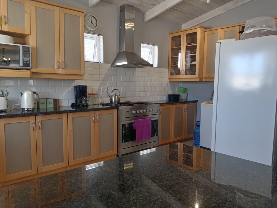 To Let 3 Bedroom Property for Rent in Laguna Sands Western Cape